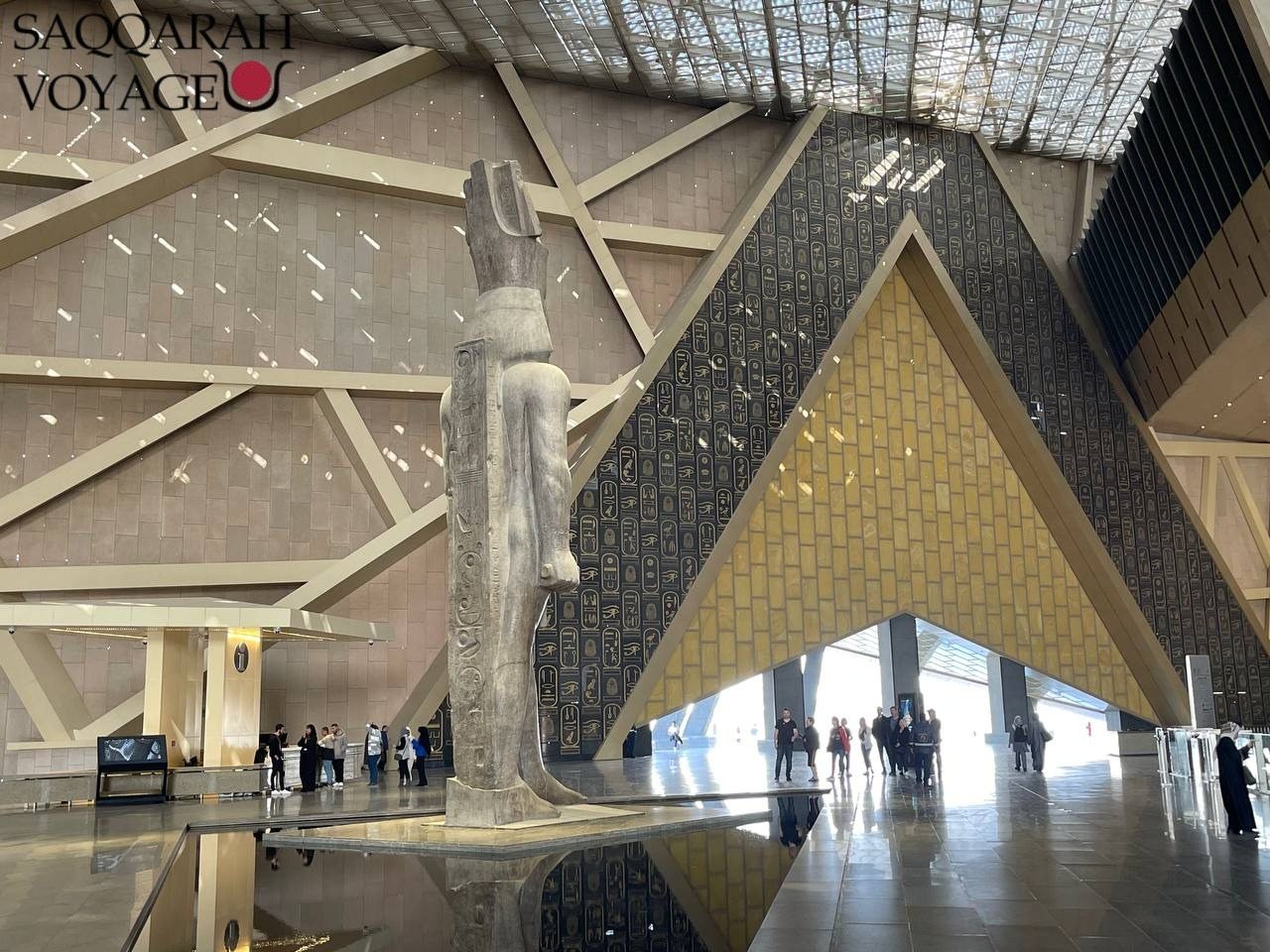 Un circuit exclusif au Grand Musée Égyptien 2026